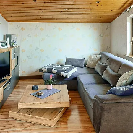 Ferienhaus Waldgrundstueck P Mehltheuer